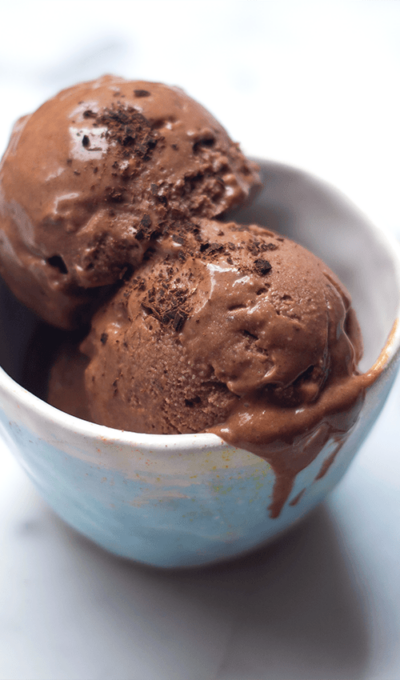 Helado de banano y maní súper natural ( además, ayuda a dormir)