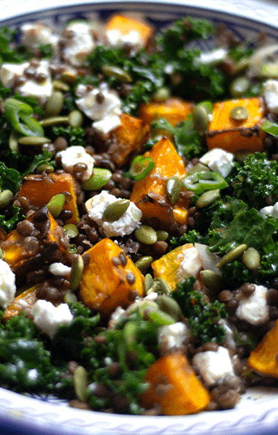 Ensalada de zapallo asado, lentejas y queso feta